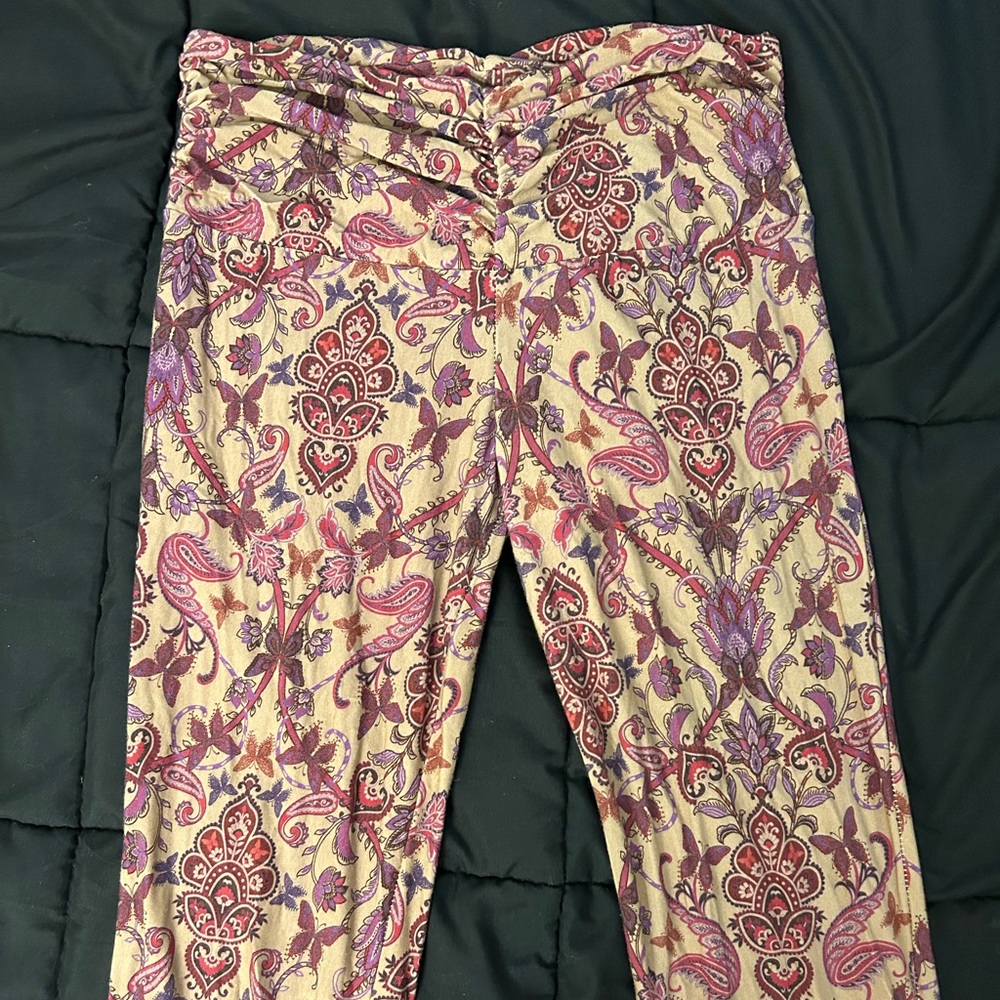 I am gia pants